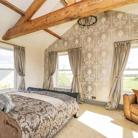Meagill Farmhouse Hot Tub Bbq Hut Villa Otley  Exterior foto