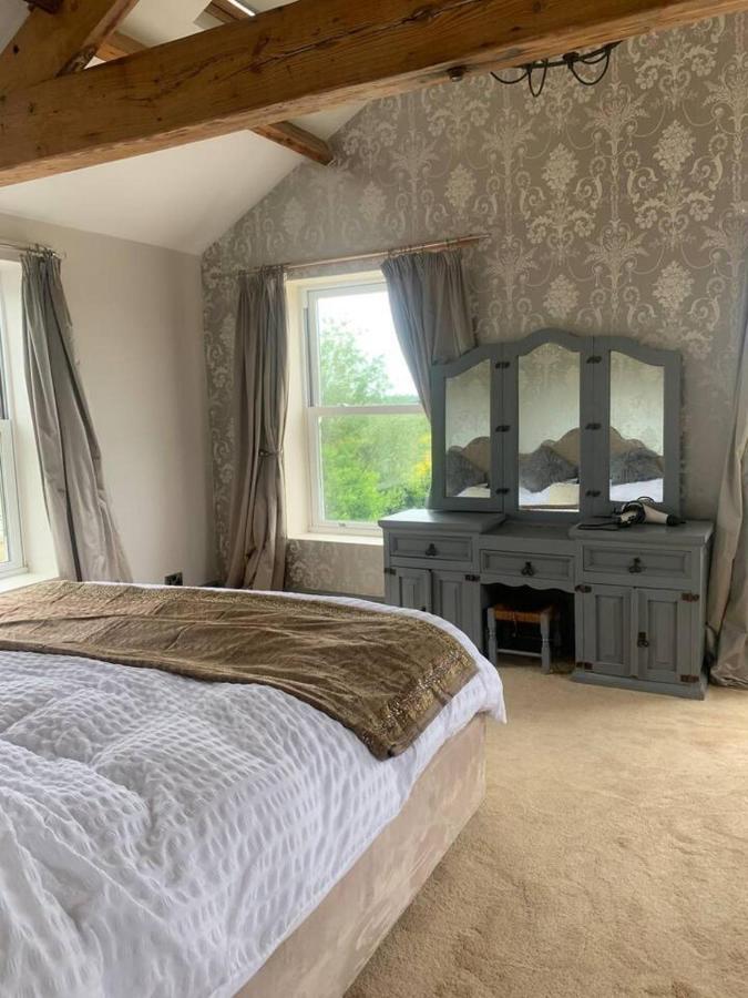 Meagill Farmhouse Hot Tub Bbq Hut Villa Otley  Exterior foto