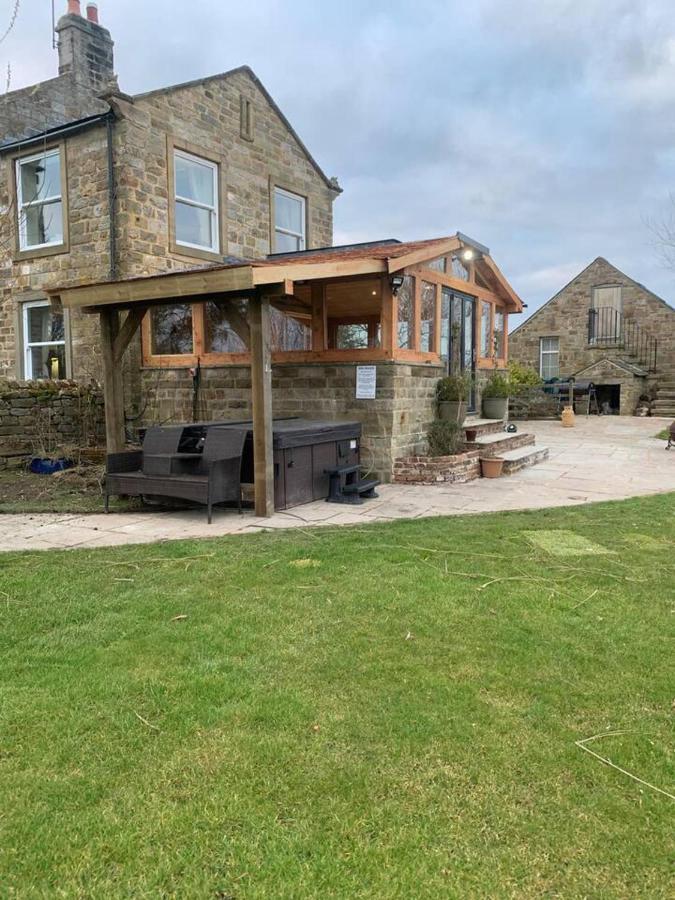 Meagill Farmhouse Hot Tub Bbq Hut Villa Otley  Exterior foto