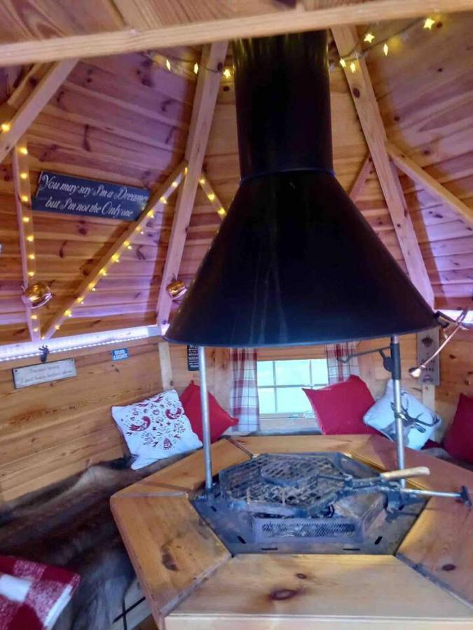 Meagill Farmhouse Hot Tub Bbq Hut Villa Otley  Exterior foto